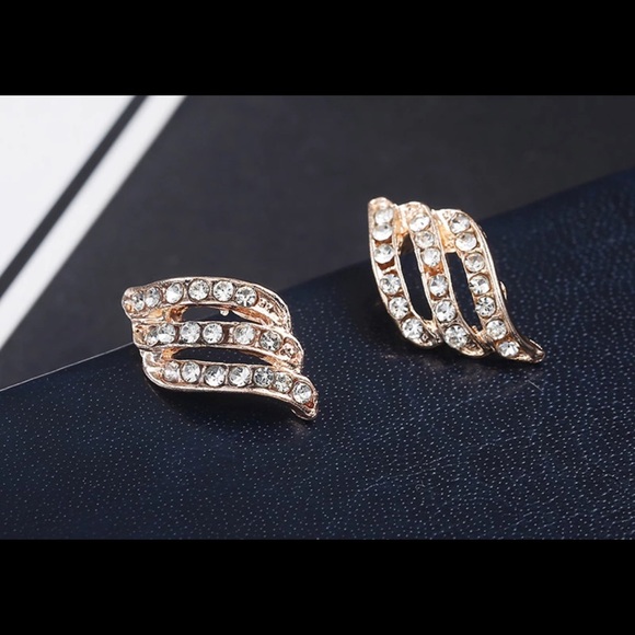 Jewelry - Gold Rhinestone Stud Wing Earrings